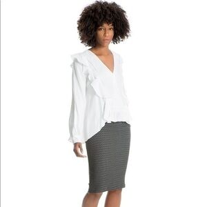 New Women’s Max Studio RUFFLE-TRIM TOP sz M
